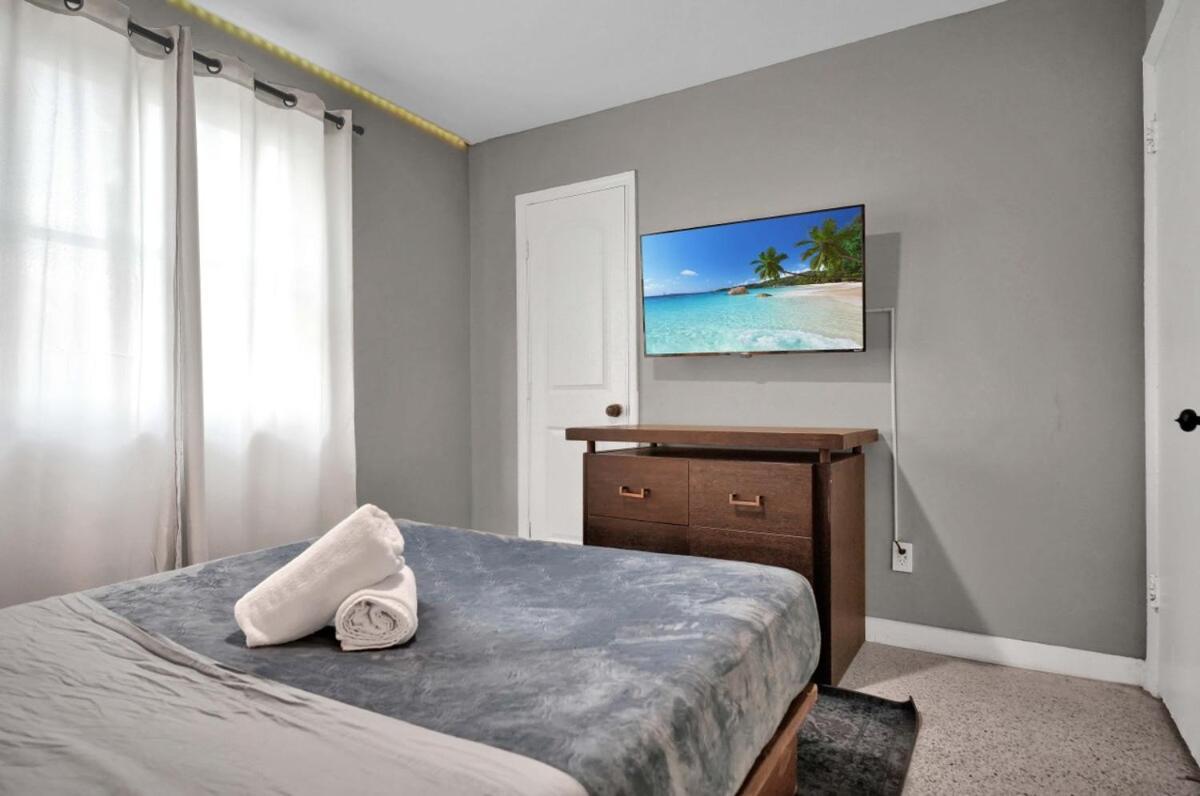 Prestige Brickell Flats *